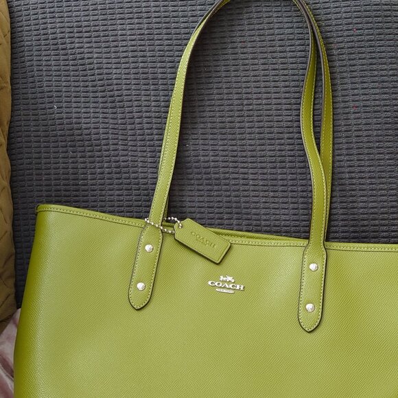 Coach Crossgrain City Zip Tote - Picture 4 of 13